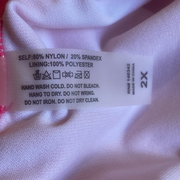 NWT Nicole Miller Studio two piece tankini set in azalea pink - Picture 15 of 16